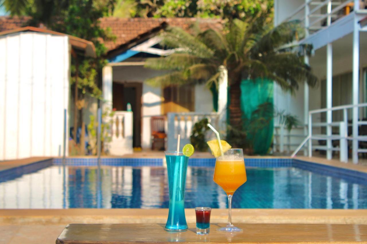 Arabian Sea Beach Resort Morjim Exterior foto