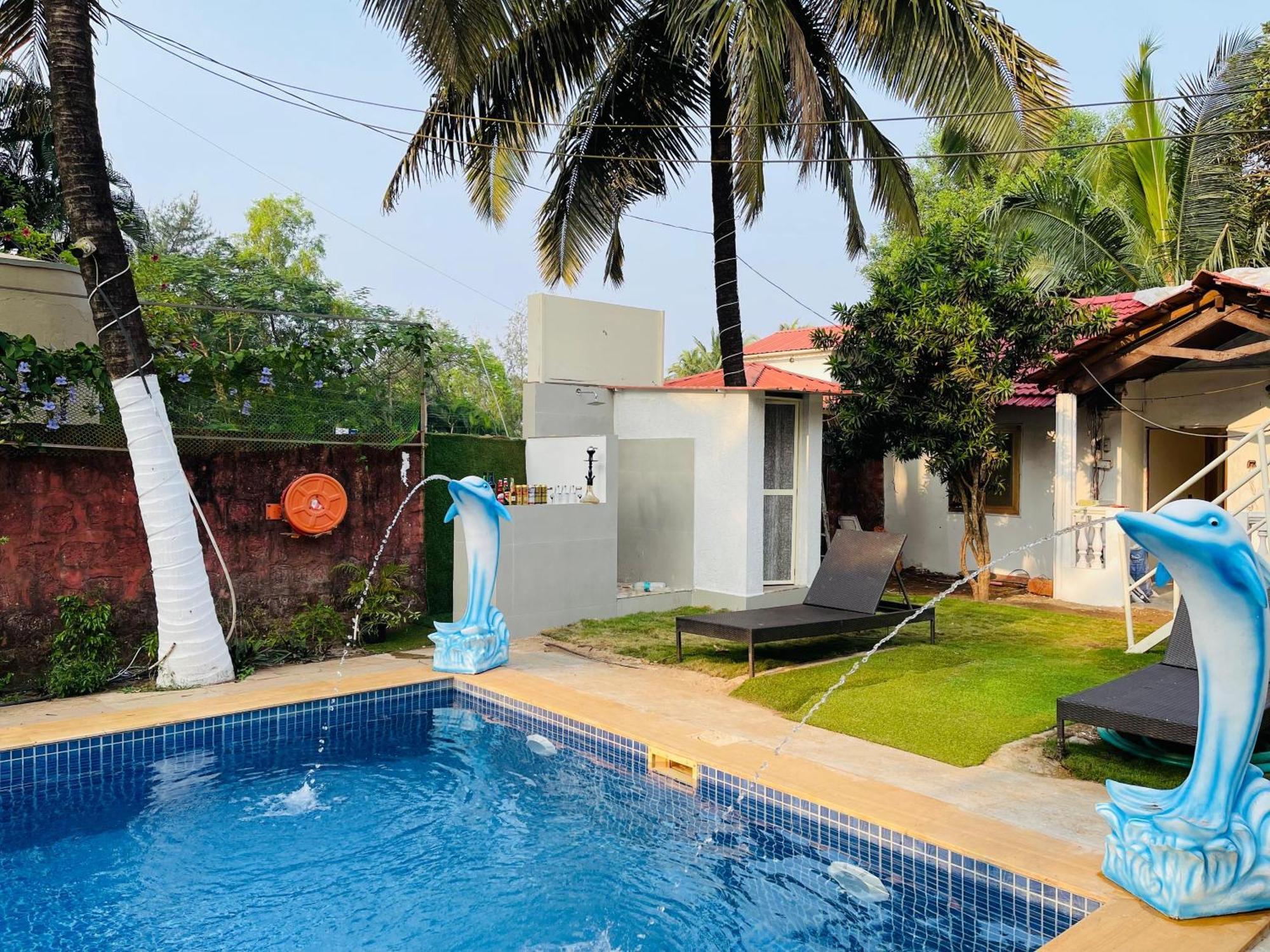 Arabian Sea Beach Resort Morjim Exterior foto